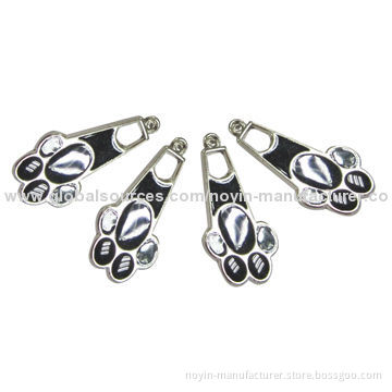 zipper pull tabs with footprint shaped, black color hot sale, OEM welcomed
